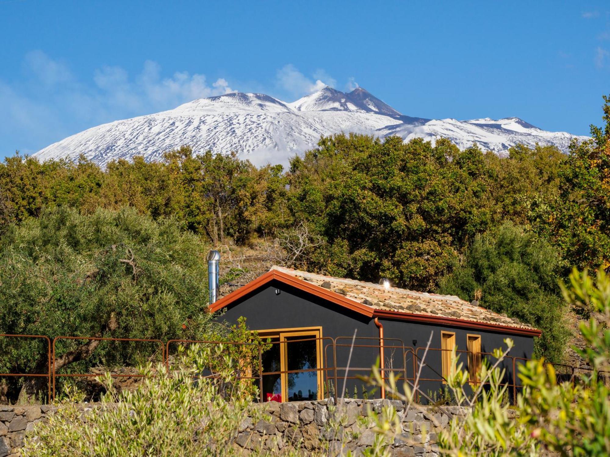 Podere Dell'Etna Segreta - Essential Nature Hotel & Glamping Biancavilla Dış mekan fotoğraf